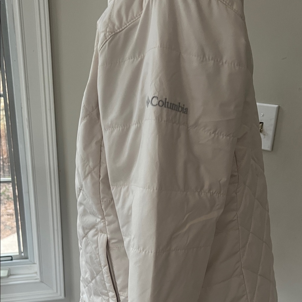 Like🆕 COLUMBIA Light Cream Quilted Jacket size M - Picture 3 of 6
